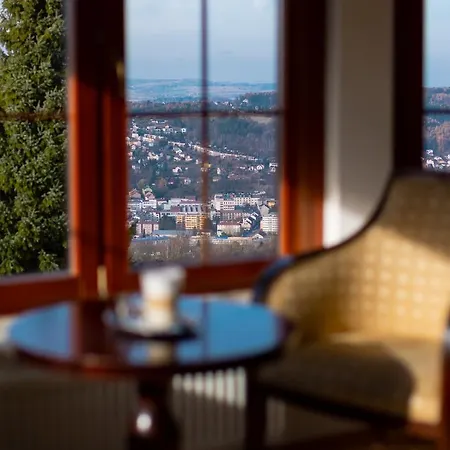 Hotel Vyhlidka 4*