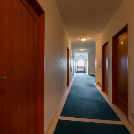 Vyhlidka Hotel 4*